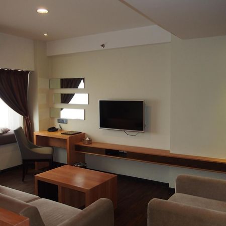 C'Haya Hotel Kota Kinabalu Rom bilde