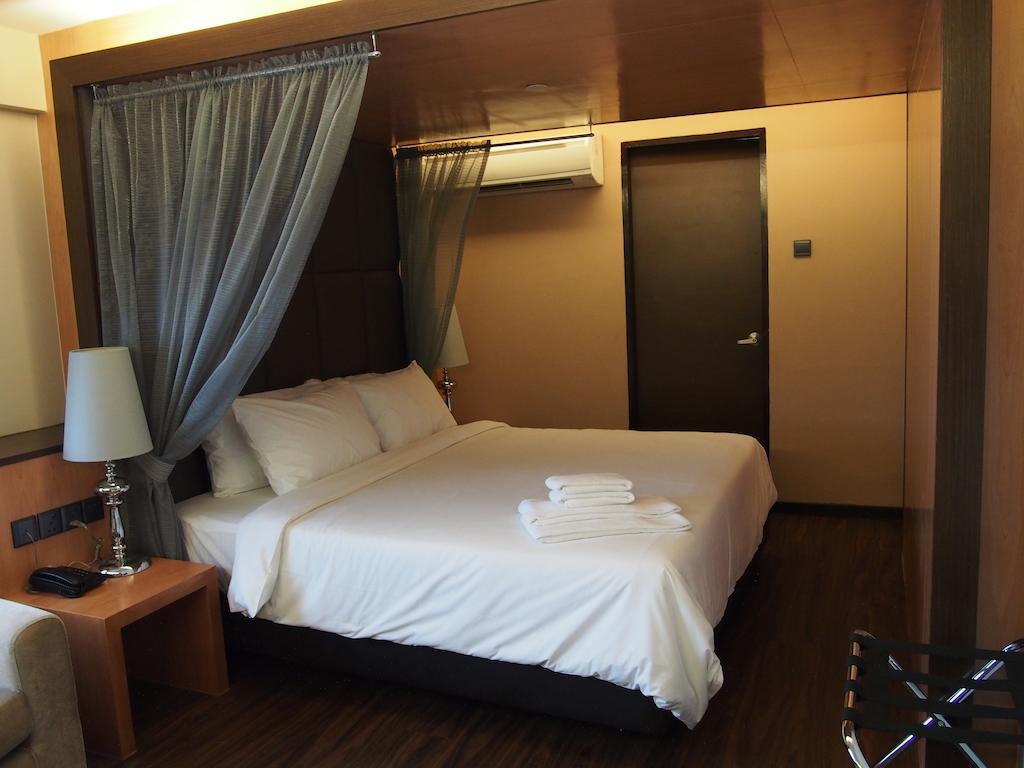 C'Haya Hotel Kota Kinabalu Eksteriør bilde