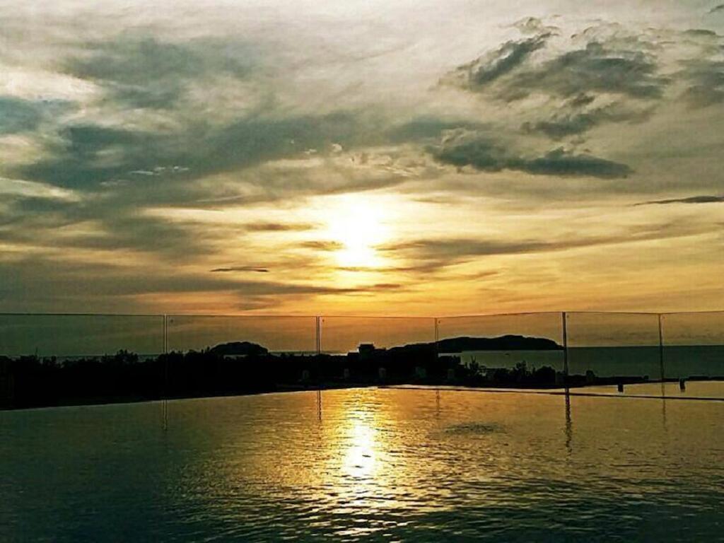 C'Haya Hotel Kota Kinabalu Eksteriør bilde
