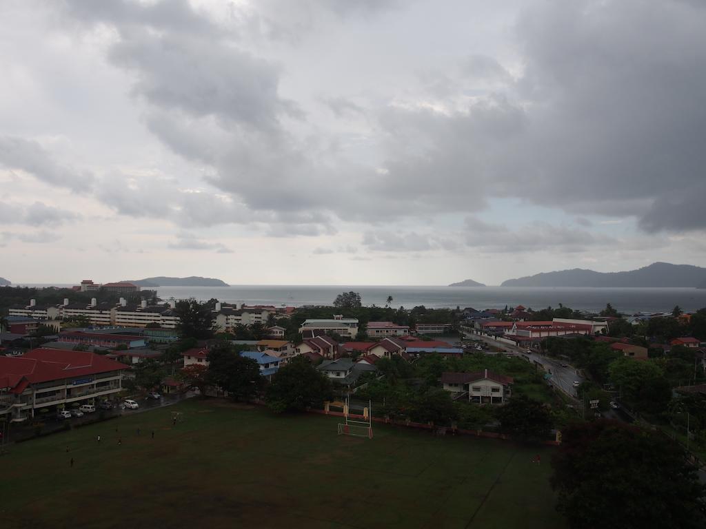 C'Haya Hotel Kota Kinabalu Eksteriør bilde