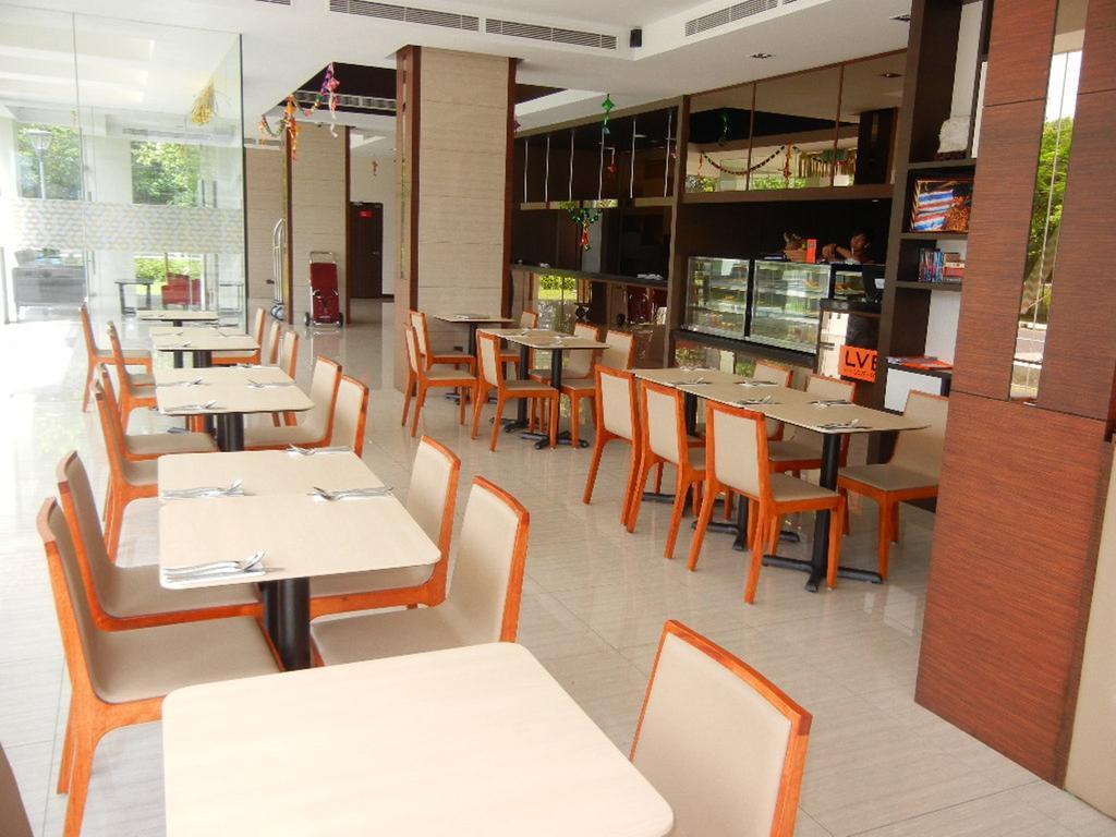C'Haya Hotel Kota Kinabalu Eksteriør bilde