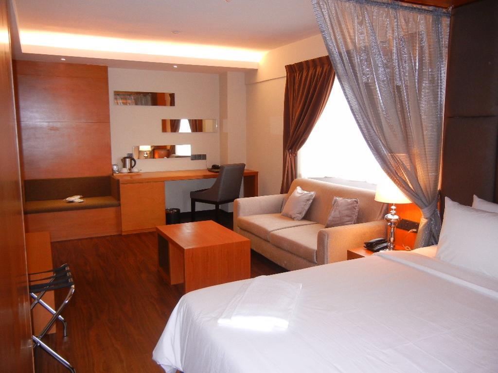 C'Haya Hotel Kota Kinabalu Rom bilde
