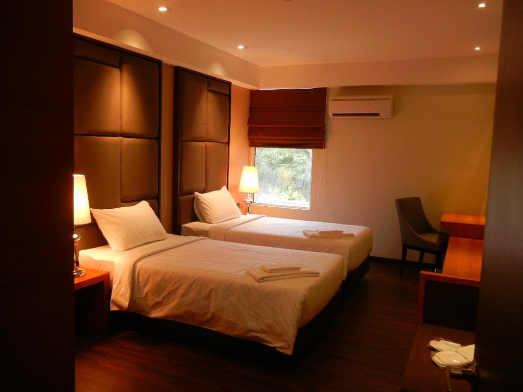 C'Haya Hotel Kota Kinabalu Rom bilde