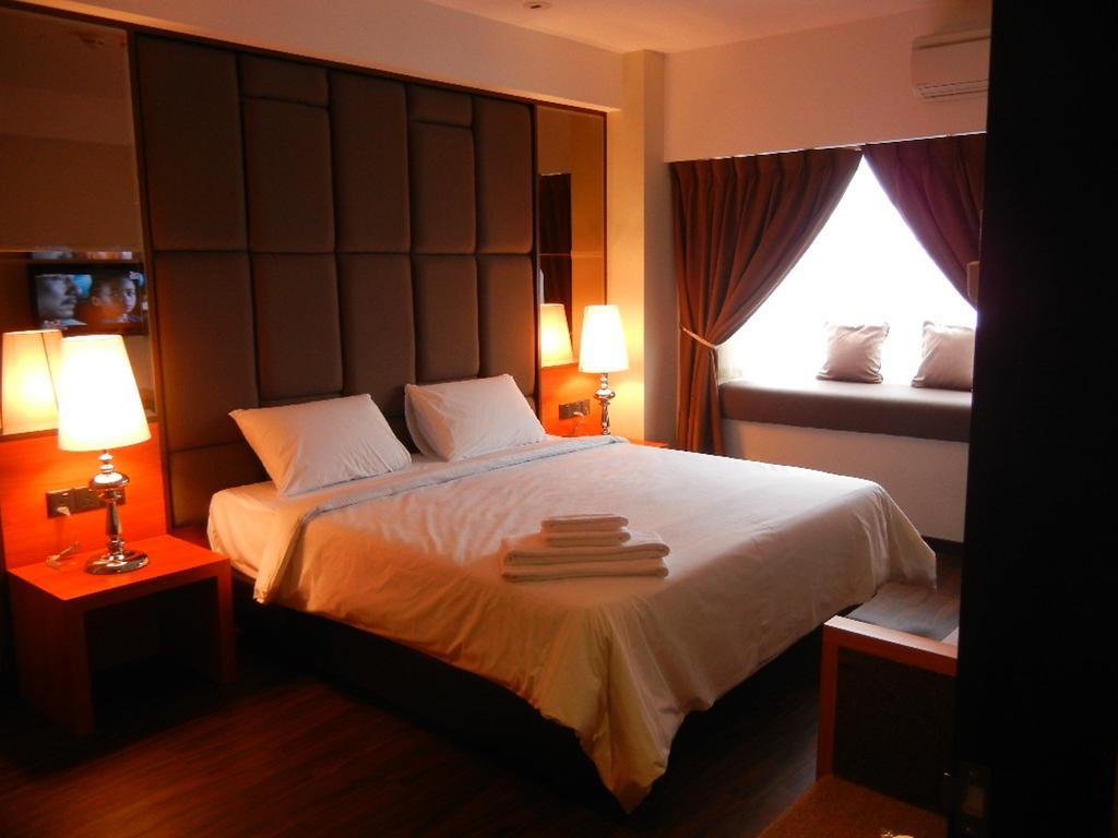 C'Haya Hotel Kota Kinabalu Eksteriør bilde